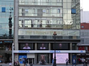 Durante el mes de julio se han dictado numerosas sentencias de preferentes a favor de los afectados de Abanca FUENTE commons.wikimedia.org