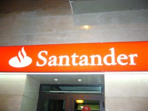 La CNMV ya multo con 17 millones de euros al Santander por la emsion de Valores FUENTE zh.wikipediaorg